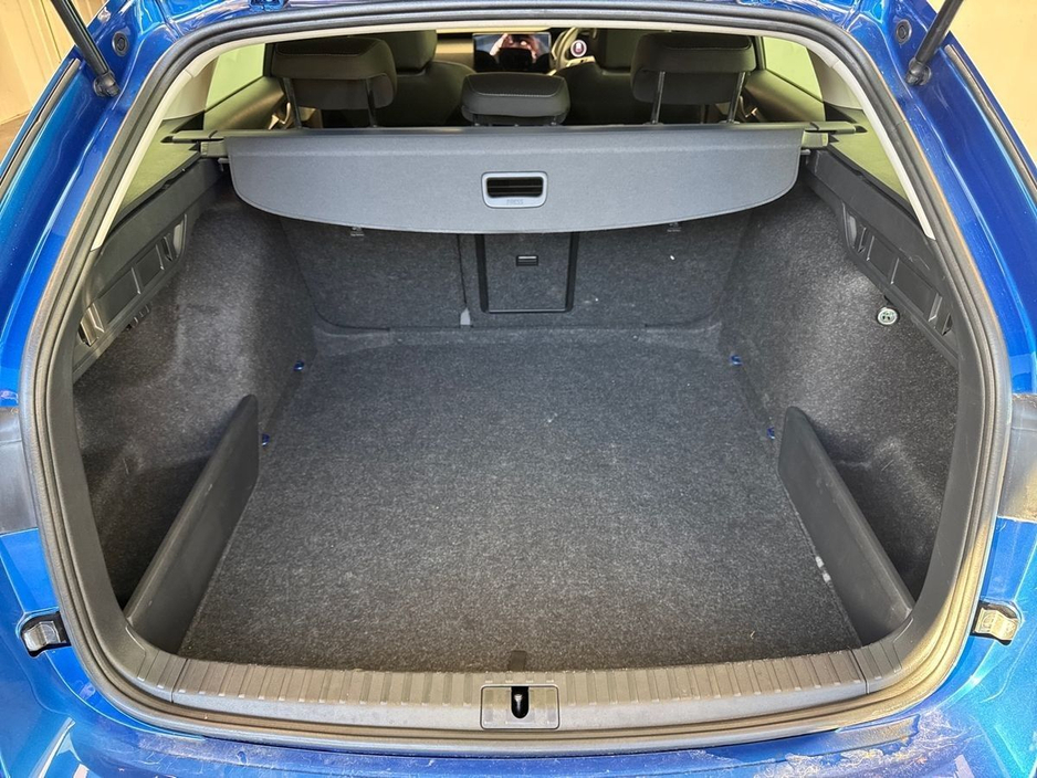 2025 Skoda Octavia - image 9