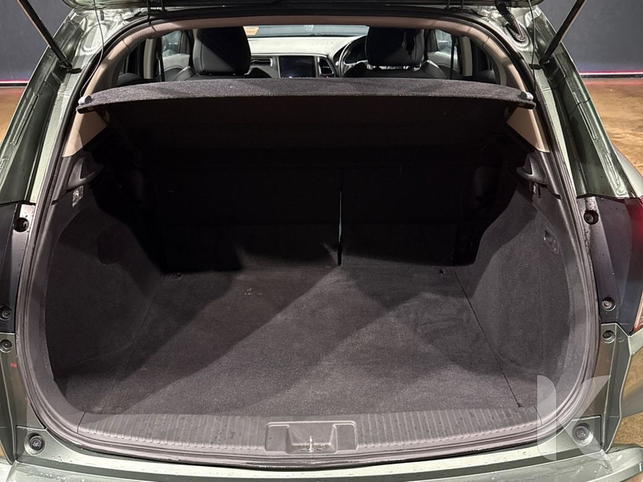 2020 Honda Vezel HYBRID 1.5L AUTOMATIC - REVERSE CAMERA - CRUISE CONTROL - HEATED SEATS - DIAMOND CUT ALLOY WHEELS €23,450