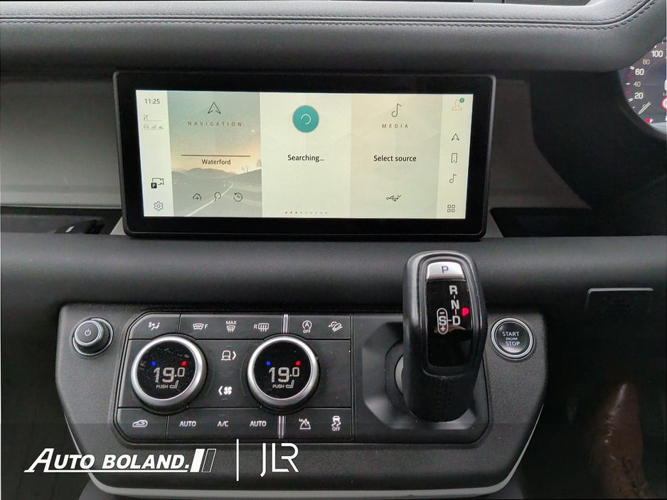 2021 Land Rover Defender - image 11