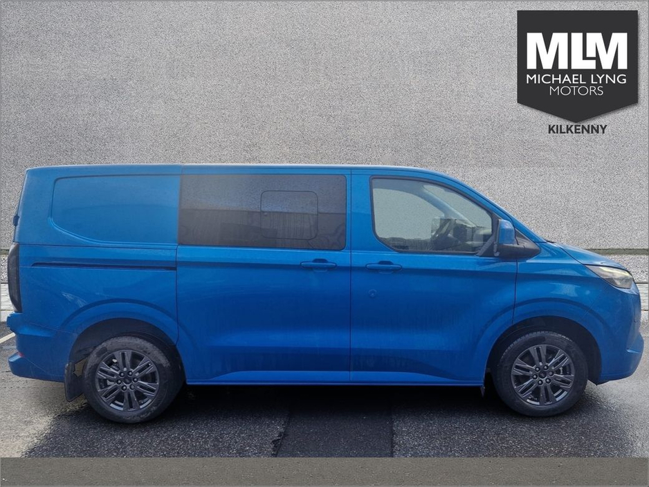 2026 Ford Transit Custom Kombi Limited L1 2.5 PHEV
