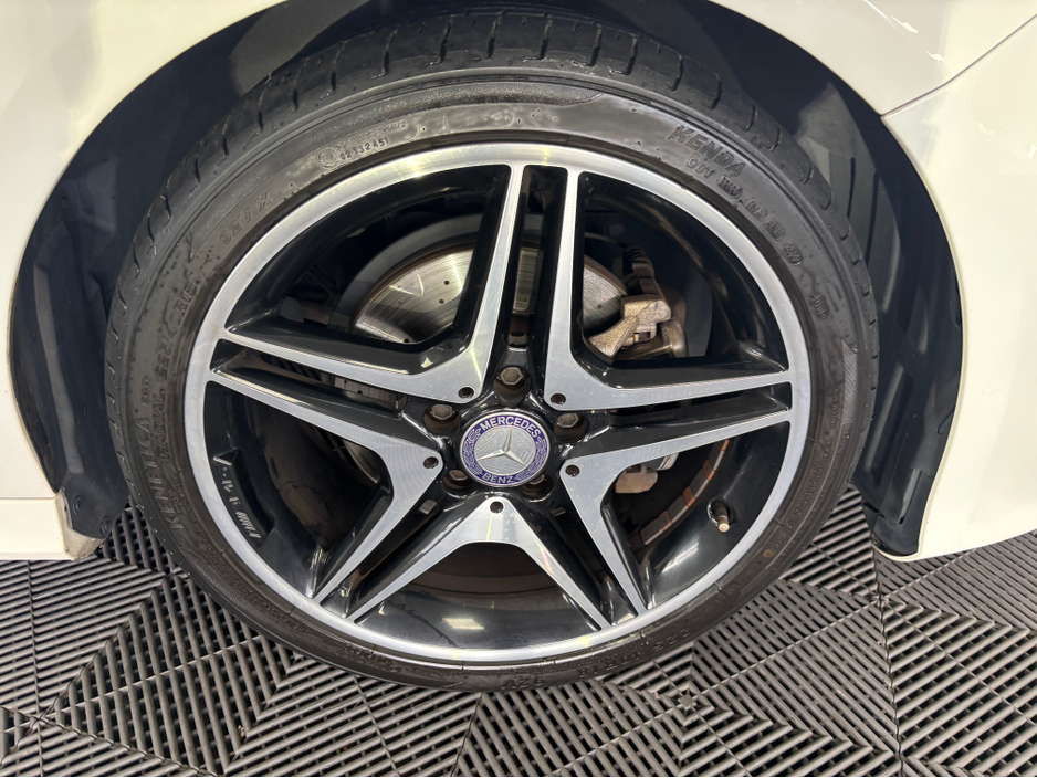 2014 Mercedes-Benz A Class - image 6