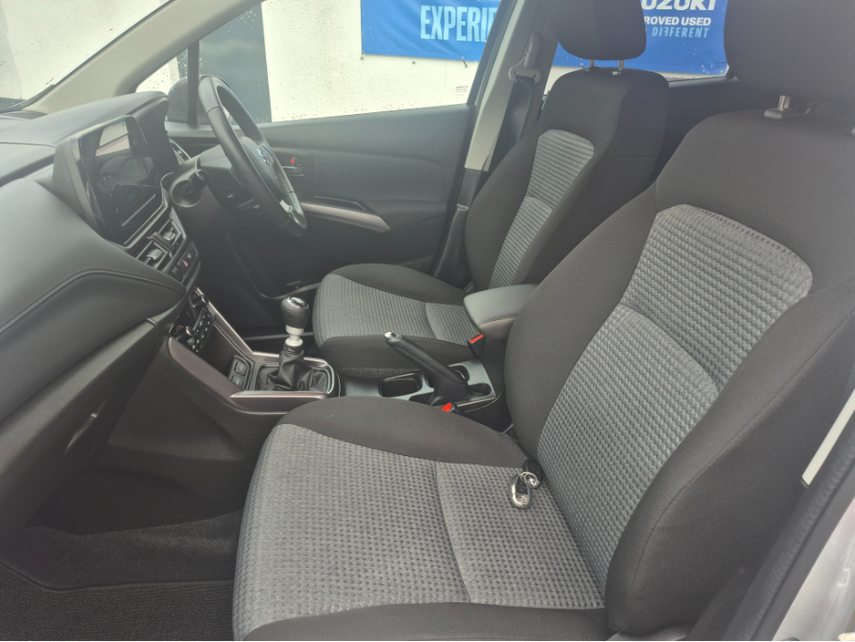 2024 Suzuki SX4 S-Cross - image 11