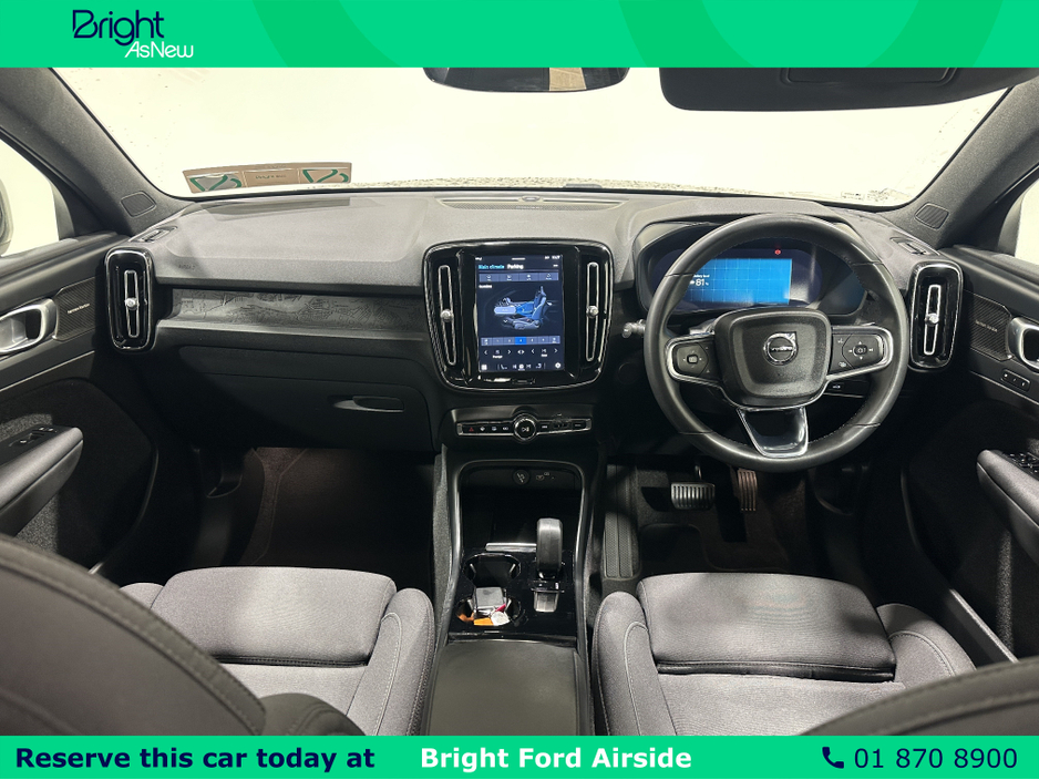 2023 Volvo C40 - image 18