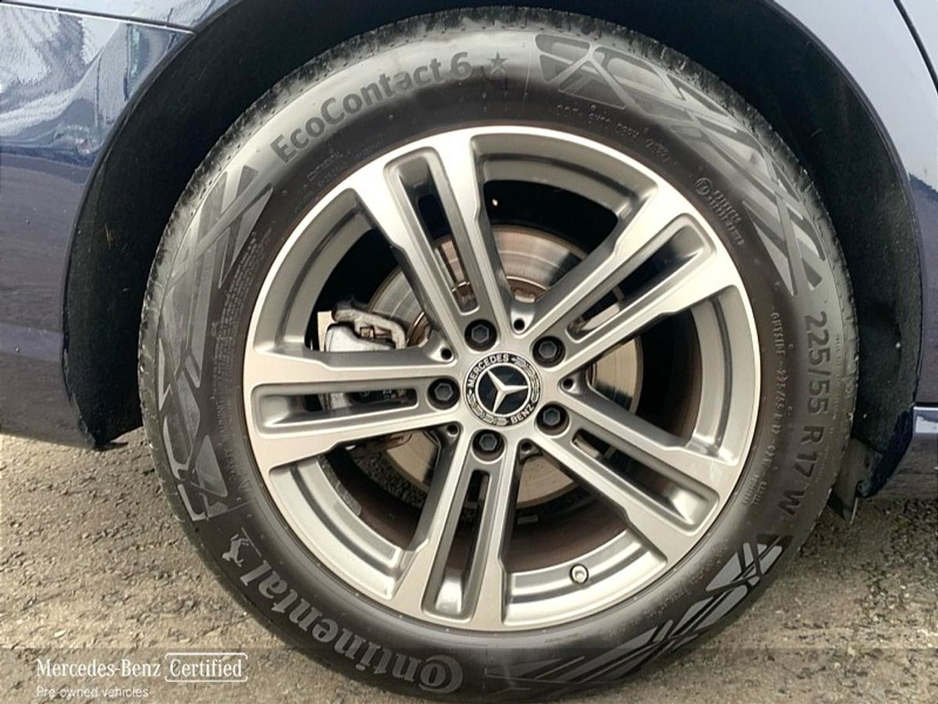 2022 Mercedes-Benz E Class - image 5