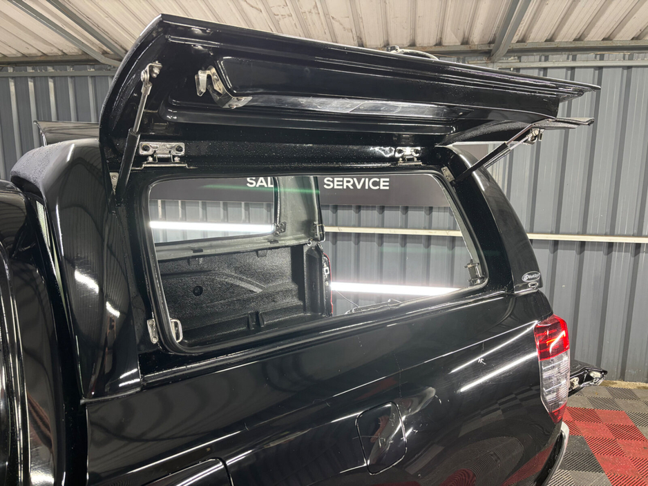 2021 Mitsubishi L200  €29,950