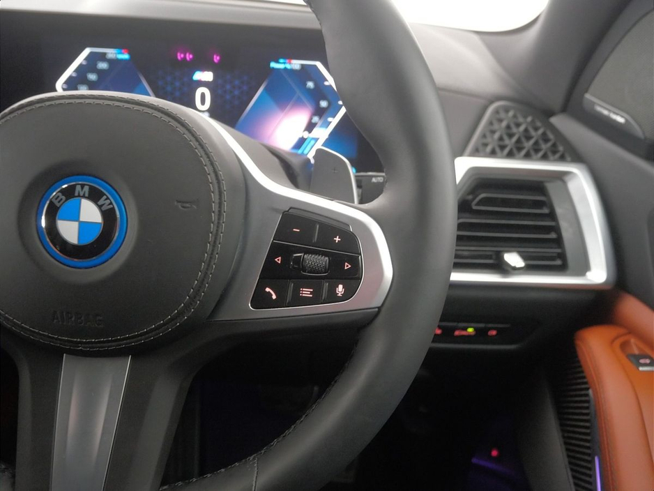 2025 BMW X5 xDrive50e M Sport €109,900