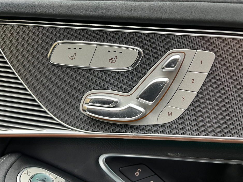 2021 Mercedes-Benz EQC - image 14