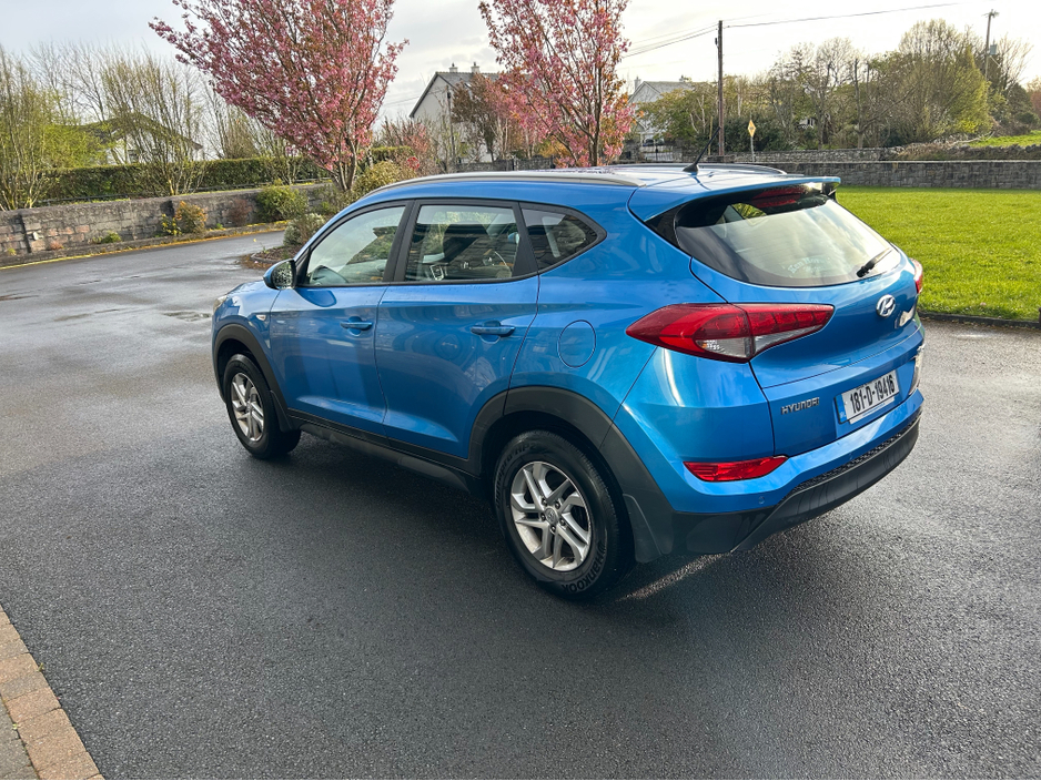 2018 Hyundai Tucson - image 6