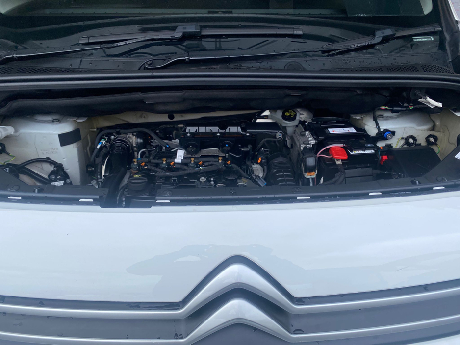 2021 Citroen Berlingo - image 15