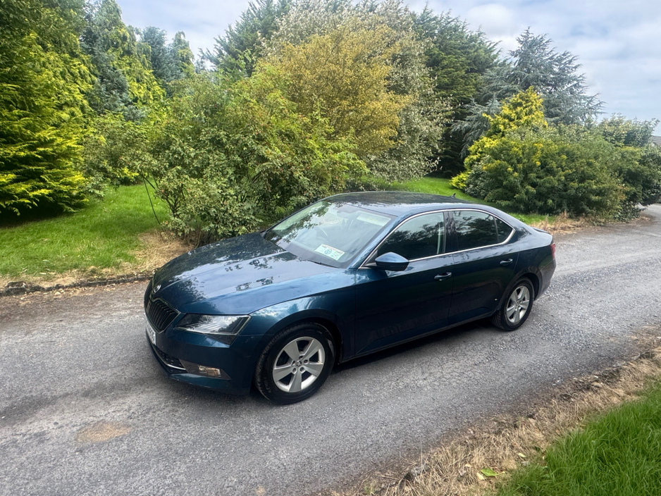 2019 Skoda Superb AMBITION 2.0 TDI 150HP 4DR €13,899