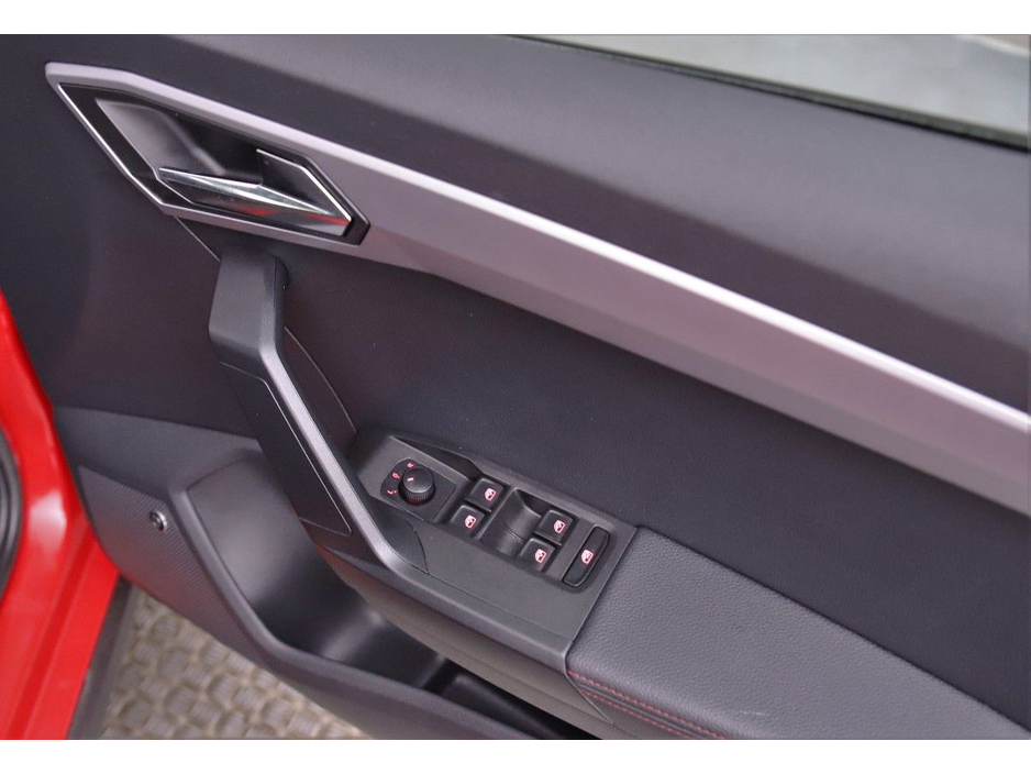 2020 SEAT Arona - image 25