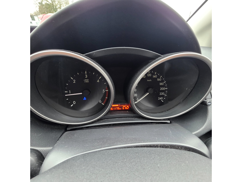 2011 Mazda Mazda5 - image 19