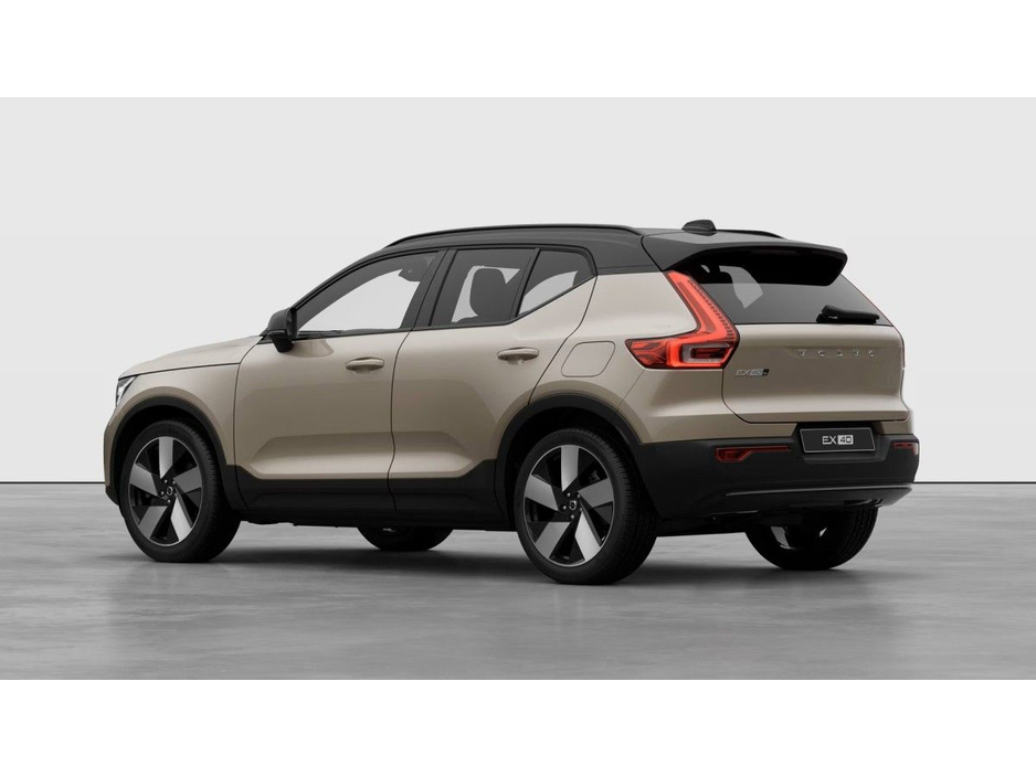 2026 Volvo EX40 - image 3
