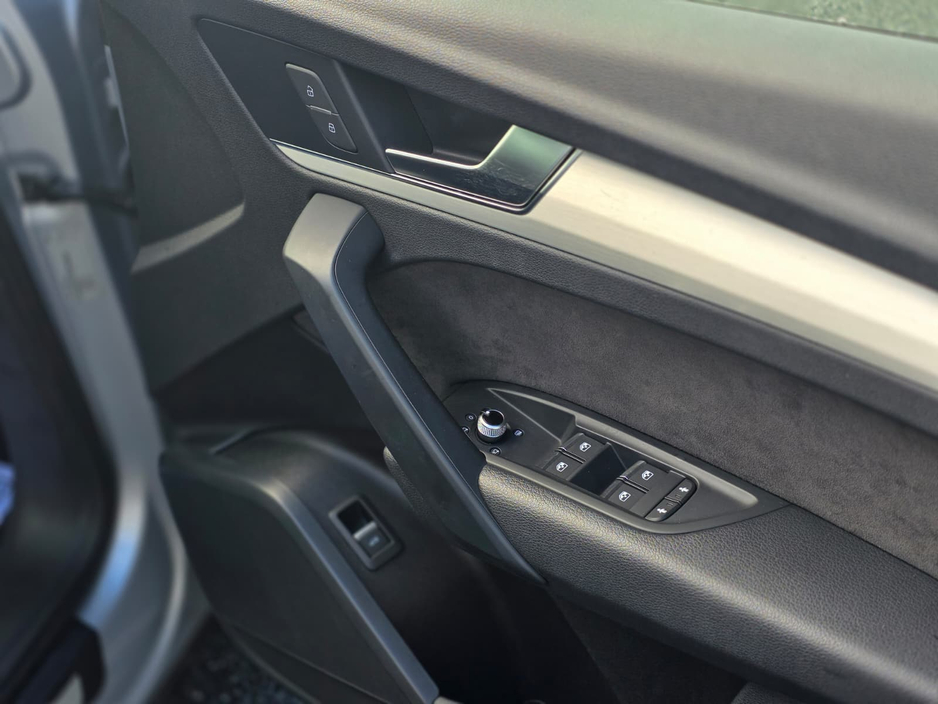 2019 Audi Q5 - image 17