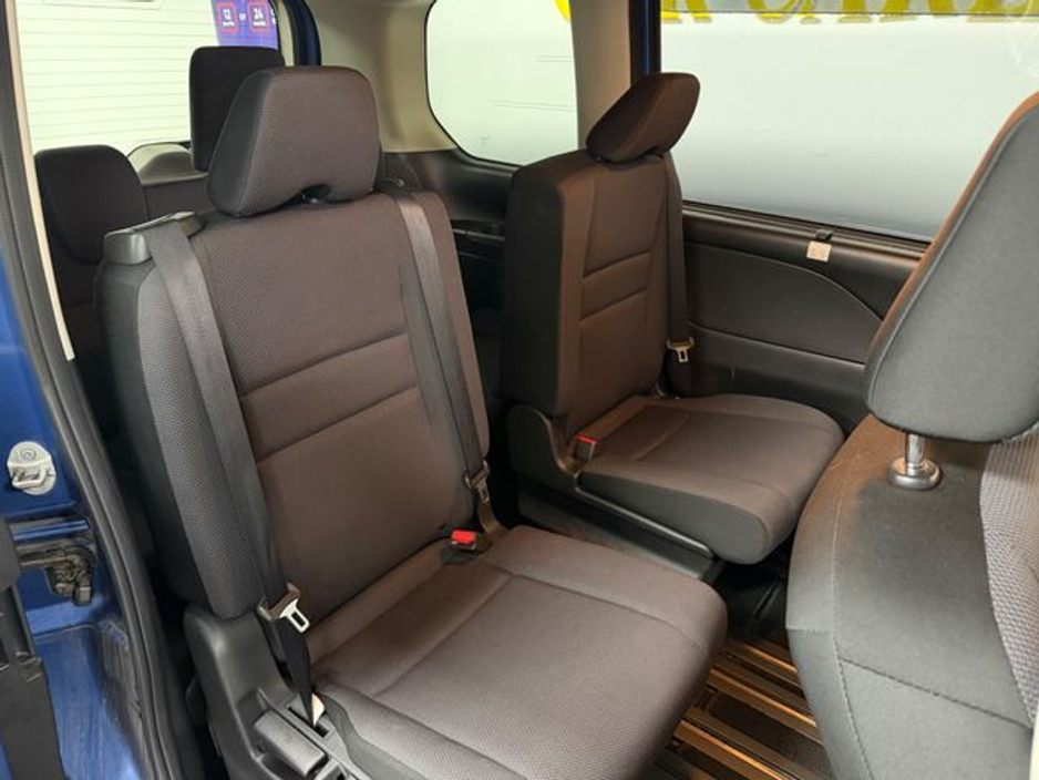 2018 Nissan Serena 2018 Nissan Serena 2.0 Hybrid 7 Seats €24,777