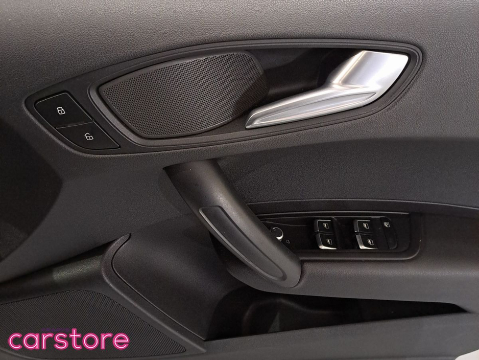 2017 Audi A1 - image 17