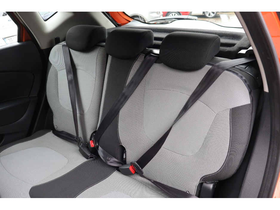 2014 Renault Captur - image 26