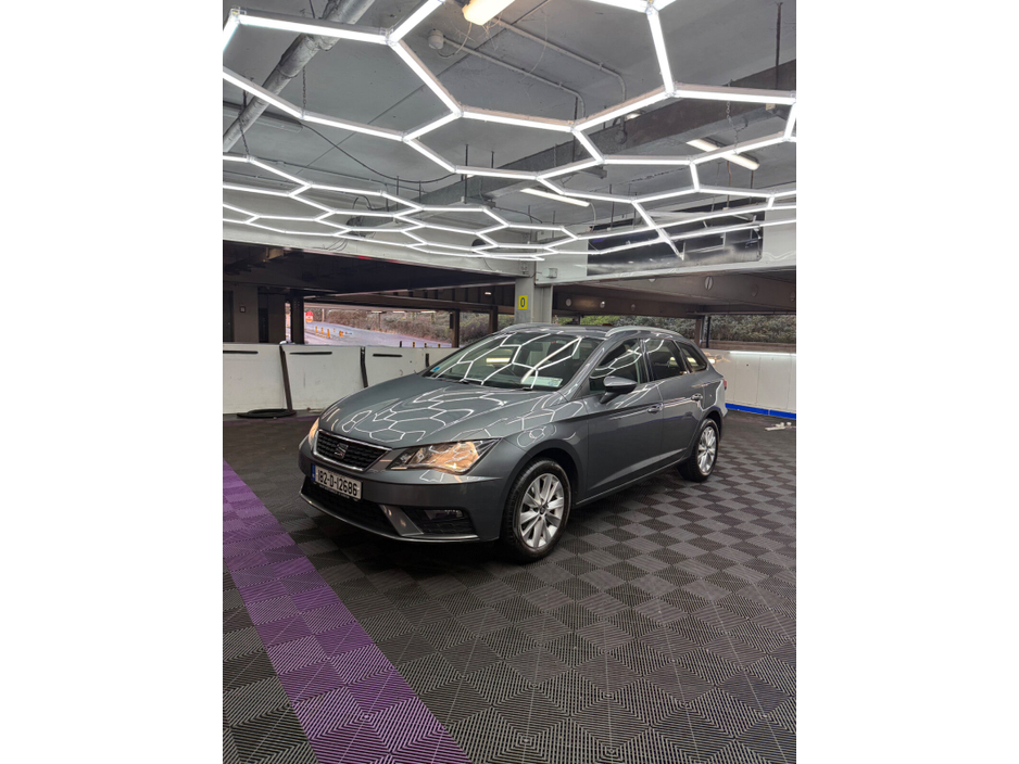 2018 SEAT Leon - image 2