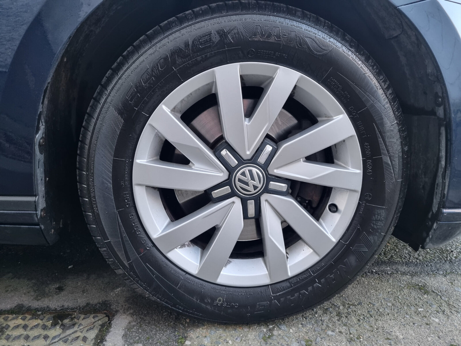 2017 Volkswagen Passat 1.6 TDI 120HP Trendline €9,499