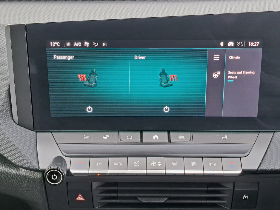 2023 Opel Astra - image 30