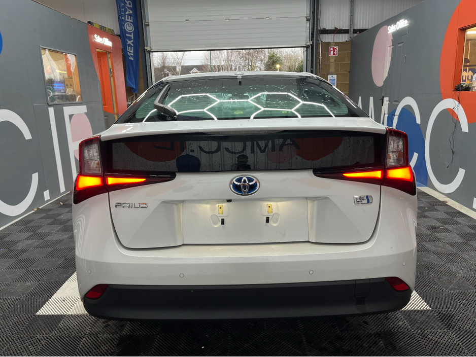 2022 Toyota Prius 2022 TOYOTA PRIUS S 1.8 AUTOMATIC / CRUISE CONTROL / REVERSE CAMERA AND MORE