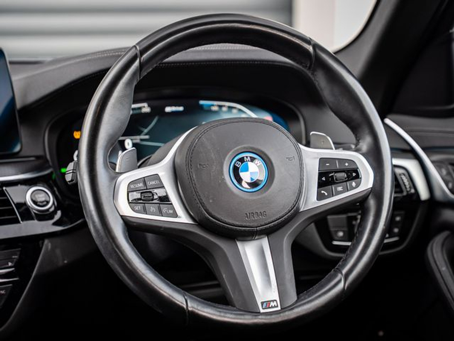2023 BMW 5 Series 530E M SPORT €43,950