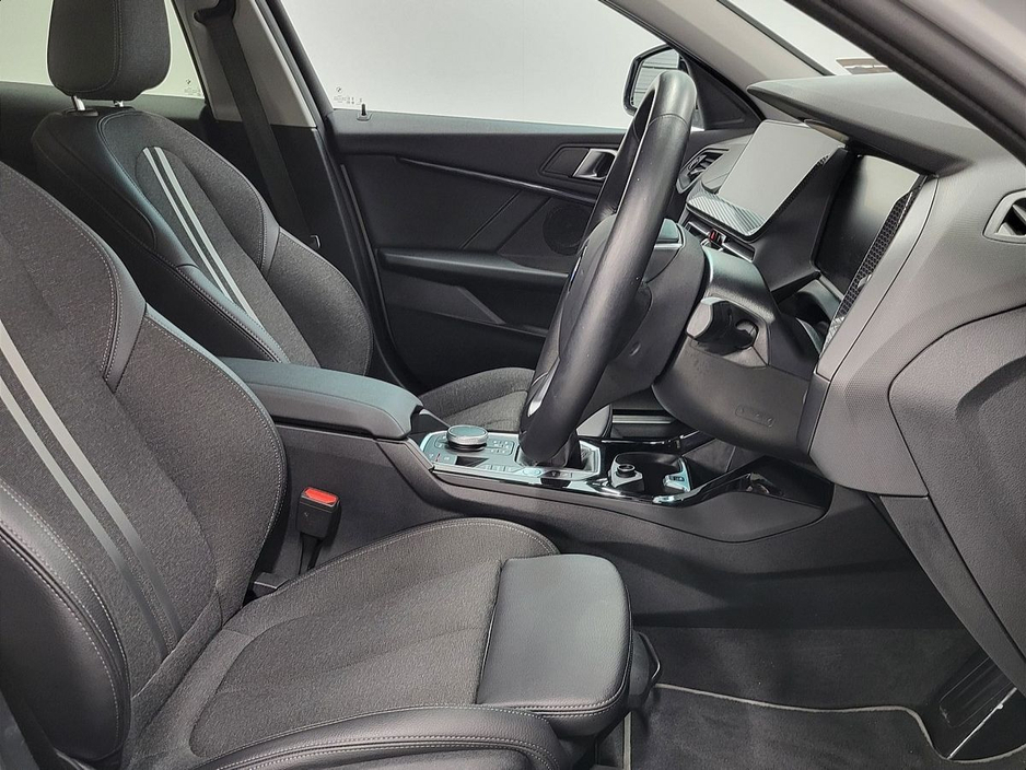 2024 BMW 1 Series 118i €35,975