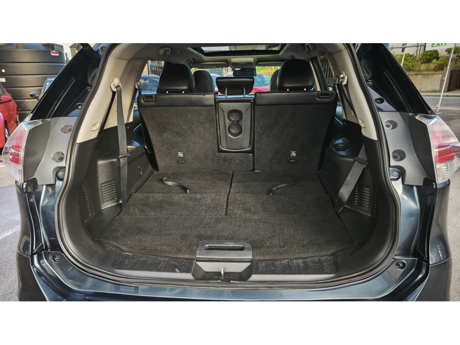 2014 Nissan X-Trail - image 14