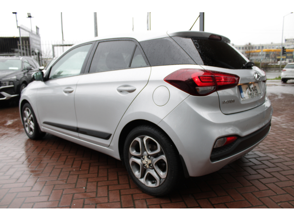 2019 Hyundai i20 1.2 ACTIVE DELUXE 5DR HATCHBACK  //  ONLY 43,869 KM //  STUNNING CAR FINISHED IN SILVER // BUY WITH CONFIDENCE AA AND SIMI APPROVED DEALER 2026 // FINANCE ARRANGED // ALL TRADE €14,950