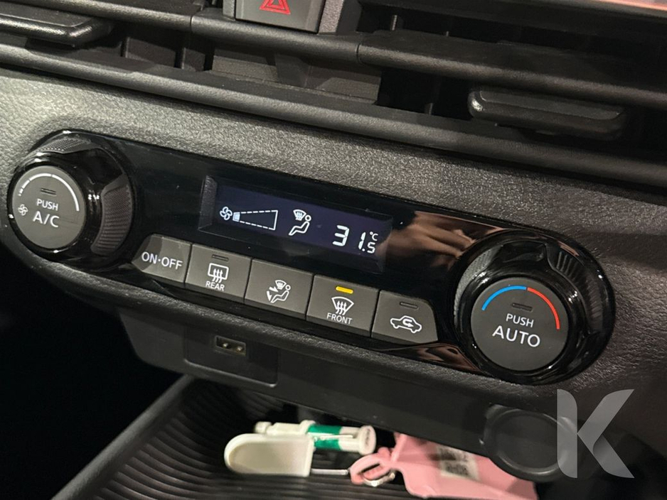 2022 Nissan Note NEW MODEL - HYBRID AUTOMATIC 1.2L E-POWER - PARKING SENSORS - A/C HEATING CONTROLS €17,450