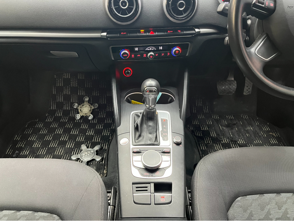 2015 Audi A3 - image 16