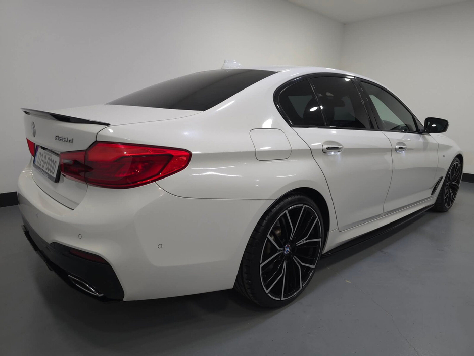 2017 BMW 5 Series 520d M Sport Auto €27,950
