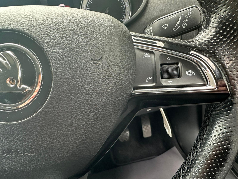 2017 Skoda Octavia - image 21