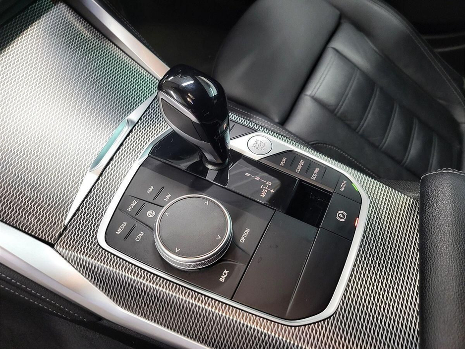 2023 BMW 4 Series - image 10