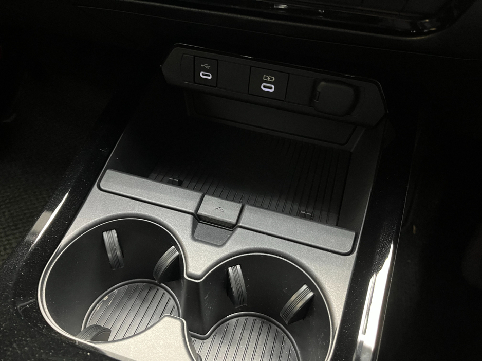 2025 Toyota Prius - image 17