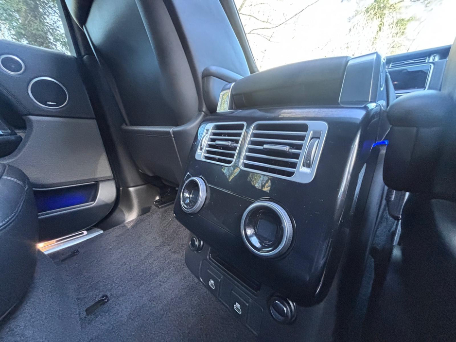 2021 Land Rover Range Rover - image 30