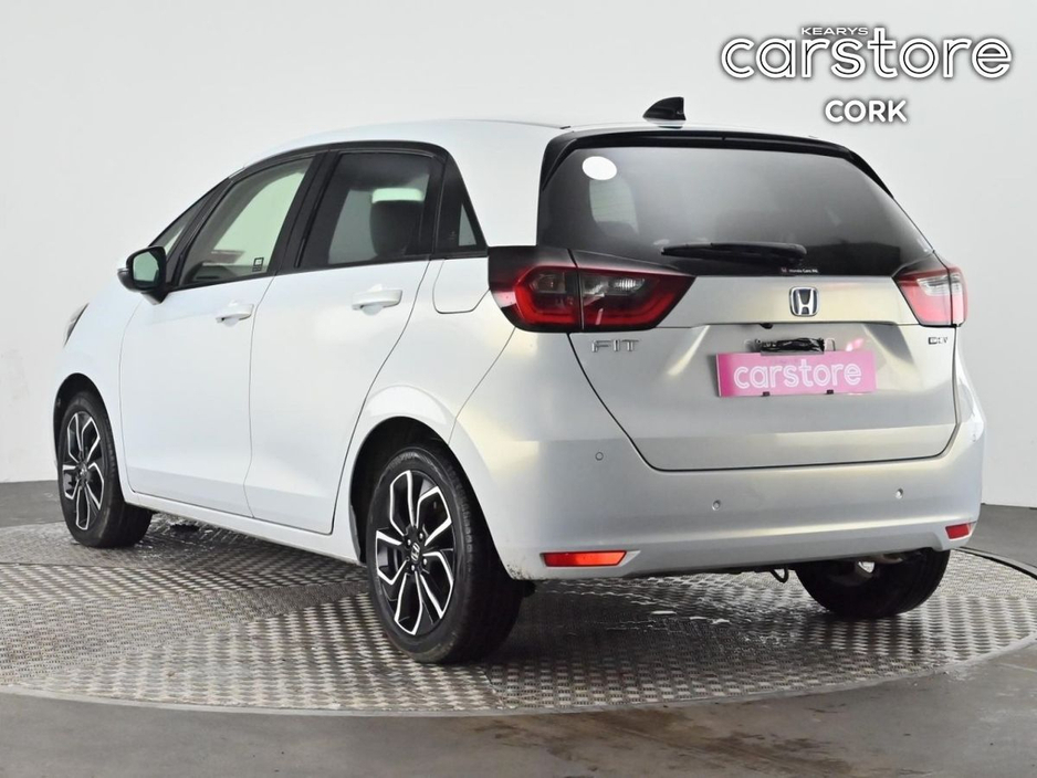 2020 Honda Fit - image 3