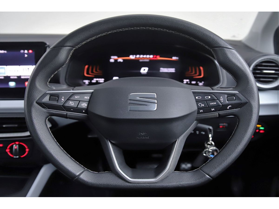 2023 SEAT Arona 1.0TSI 110BHP DSG SE+ *SAT NAV*REAR PARK SENSORS* €23,890