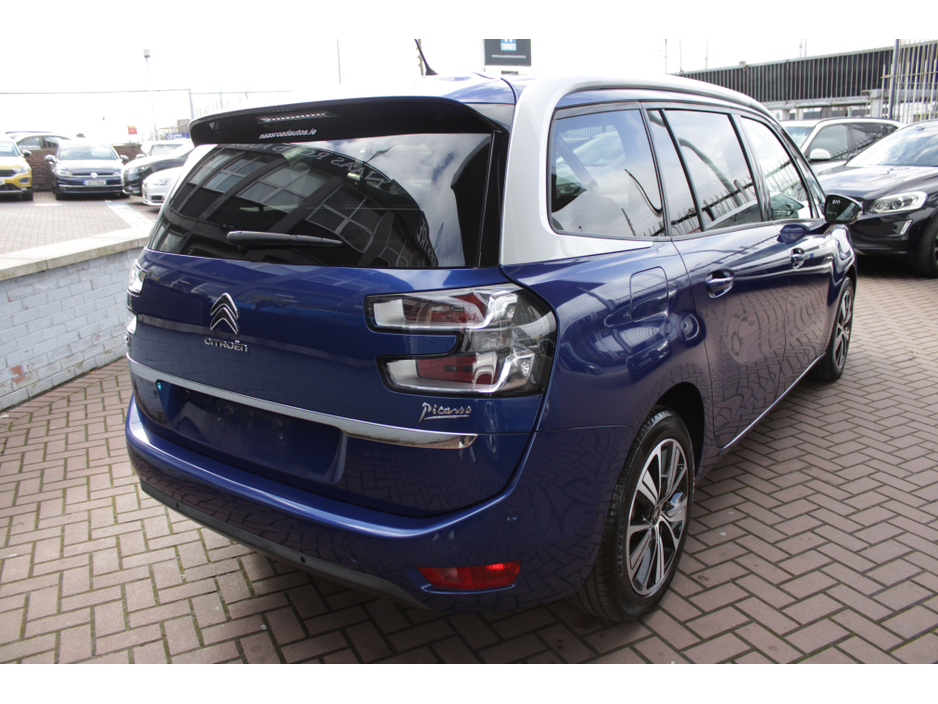 2018 Citroen C4 Picasso - image 4