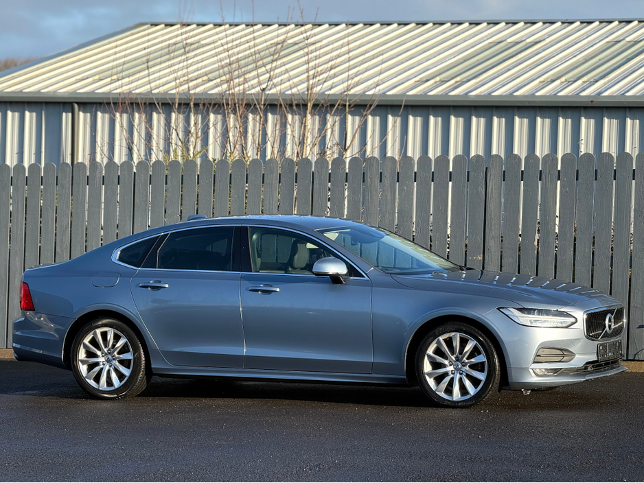 2020 Volvo S90 2020 VOLVO MOMENTUM PLUS  2.0 D4 €31,500