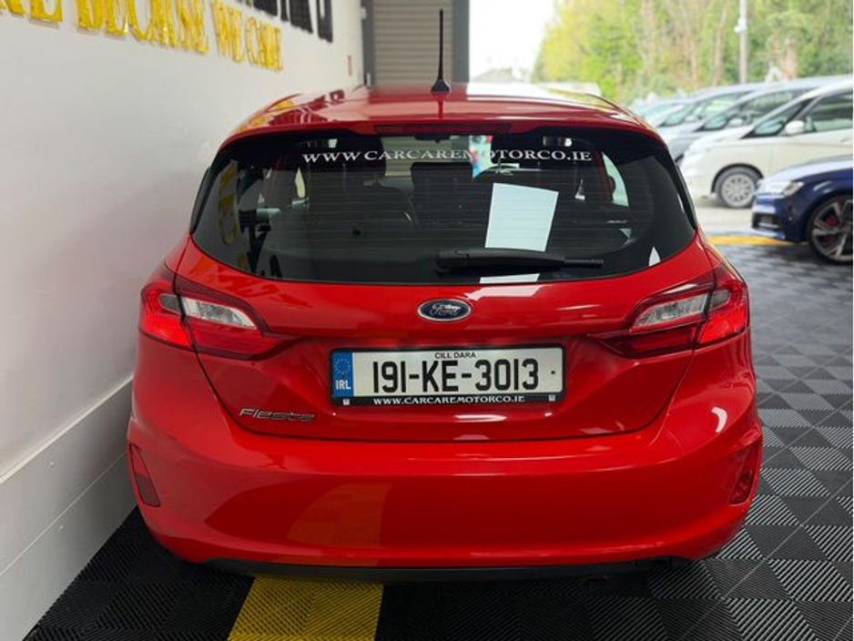 2019 Ford Fiesta - image 5