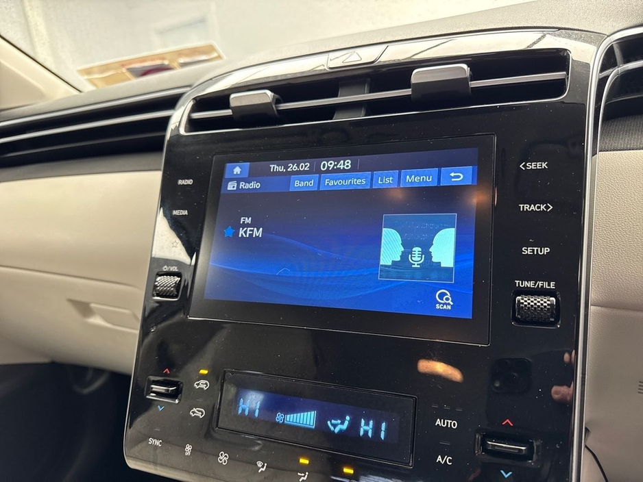 2022 Hyundai Tucson - image 18