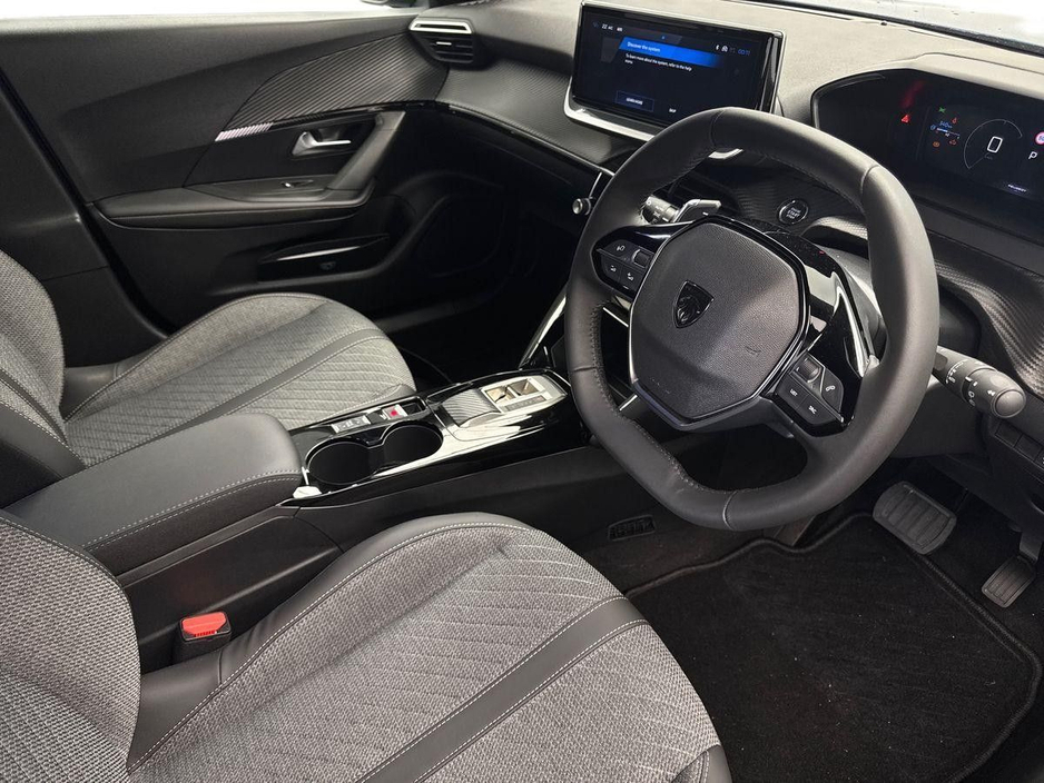 2026 Peugeot 2008 - image 6