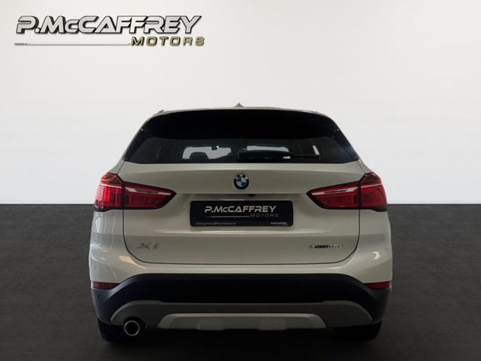 2019 BMW X1 - image 6