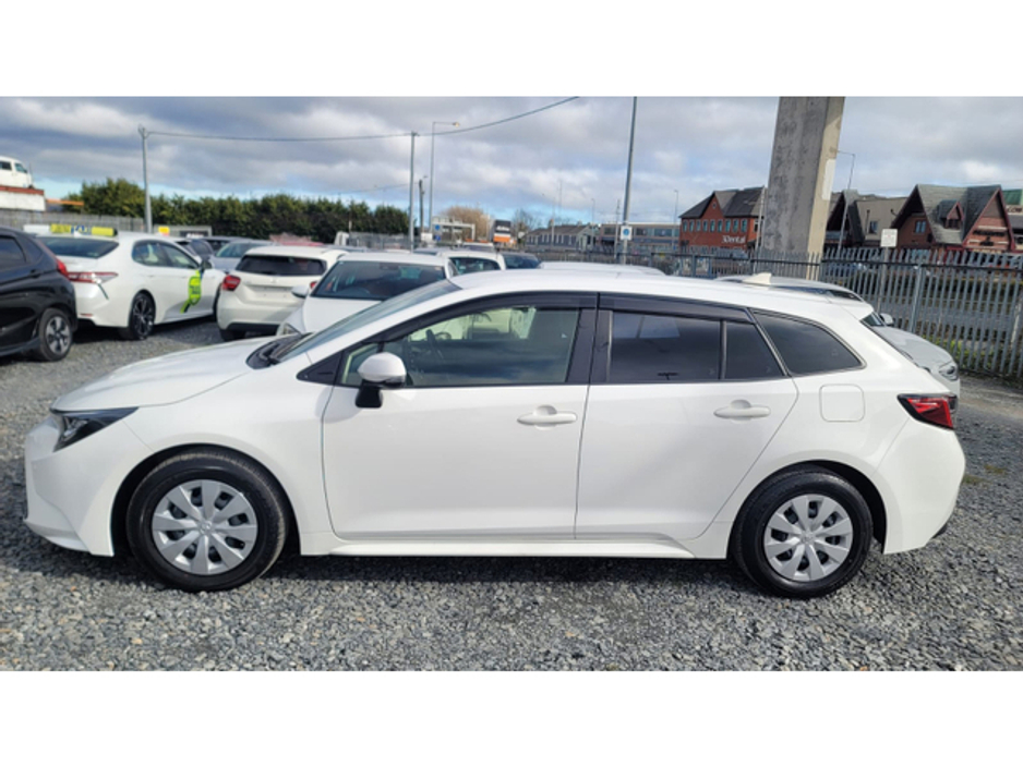 2022 Toyota Corolla - image 4