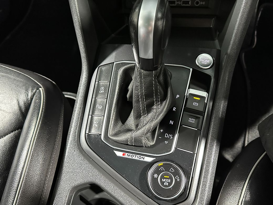 2020 Volkswagen Tiguan - image 27