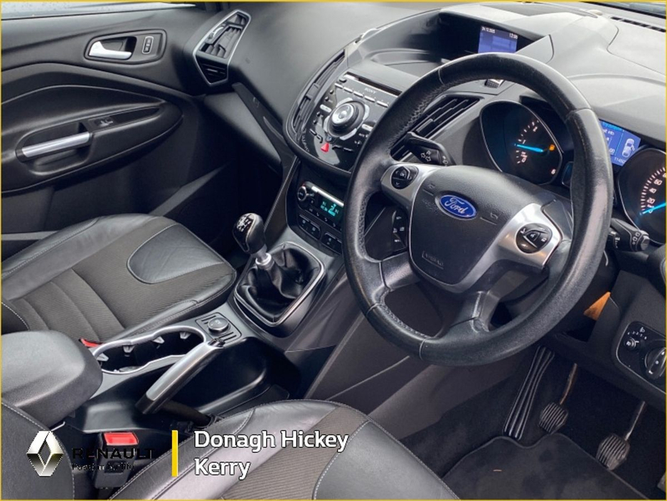 2015 Ford Kuga 2.0TDCI 120PS Titanium €13,450