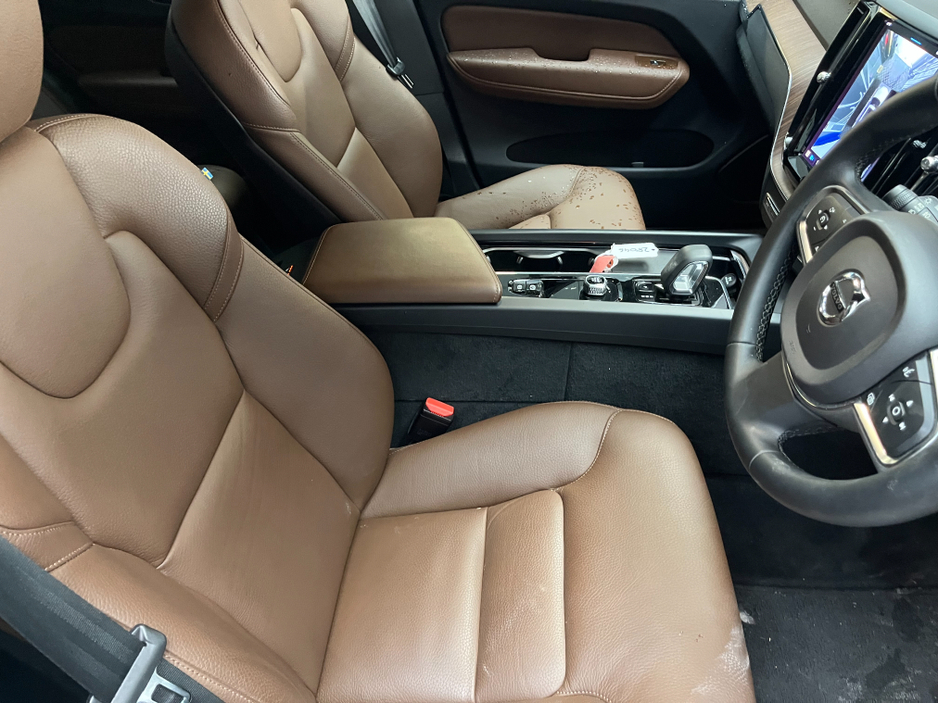 2022 Volvo XC60 €42950 2022 VOLVO XC60 RECHARGE PLUS T6 AWD PLUG-IN 2.0 AUTOMATIC / CRUISE CONTROL / 360° PARKING CAMERA / ELECTRIC MEMORY & HEATED SEATS / APPLE CARPLAY AND MORE €42,950