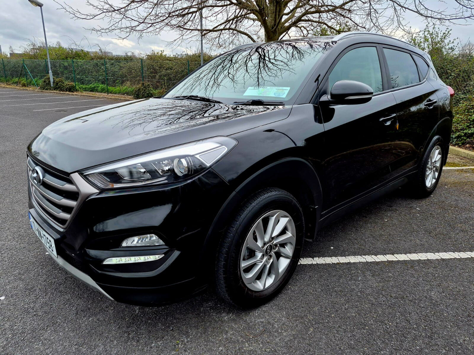 2017 Hyundai Tucson - image 3