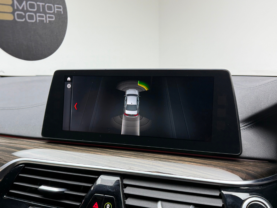 2018 BMW 5 Series 530E M SPORT €24,990